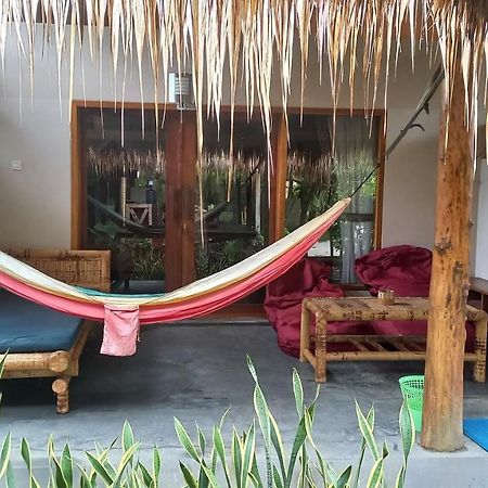 Albany Home Stay Kuta  Zewnętrze zdjęcie