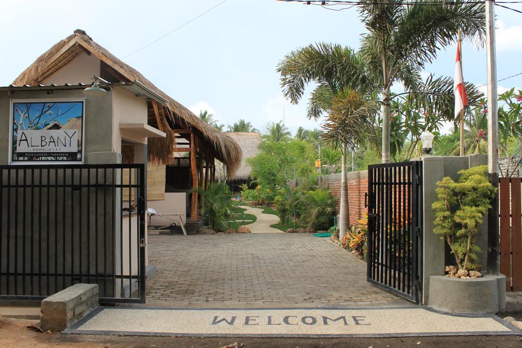 Albany Home Stay Kuta  Zewnętrze zdjęcie