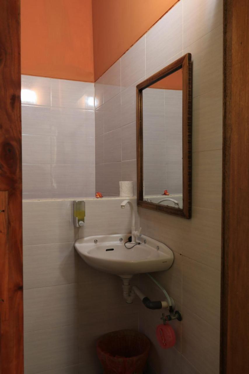 Albany Home Stay Kuta  Zewnętrze zdjęcie